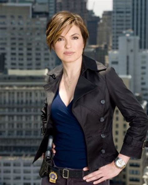 Gallery The 50 Hottest Female Cops On Tv Shows Female Cop Short