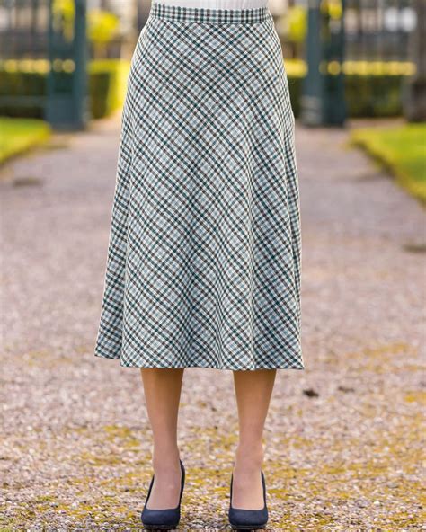 Ladies Cotswold Collections Wool Skirt Wool Blend Checked Skirt