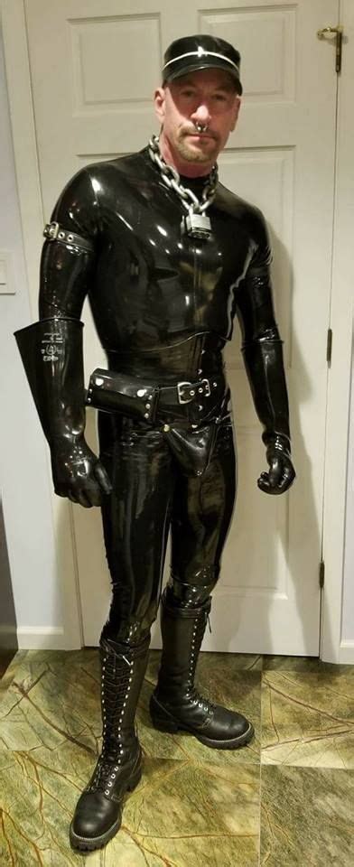 Pin On Man In Latexrubber