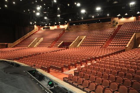 2085 Seats Picture Of Sight And Sound Theatres Branson Tripadvisor