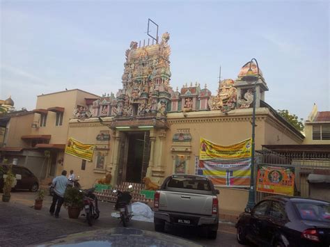 Hinduism played a significant role in shaping the region's history and the tamil. Malaysian Temples: Sri Maha Mariamman Temple,Queen Street ...