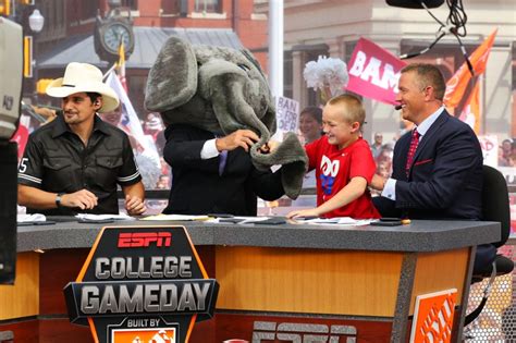 Who Is The Celebrity Picker For College GameDay Week LSU Vs Wisconsin