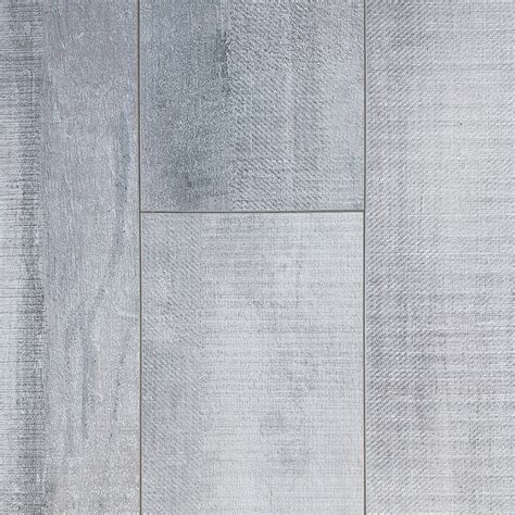 This is the trademark of spc (stone plastic composite) vinyl. Toucan TF6213 Laminate Flooring (1215mm x 195mm x 12.3mm)