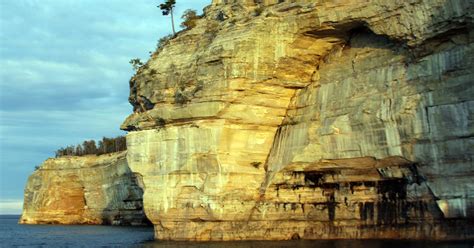 Pictured Rocks cautions hikers after second large erosion