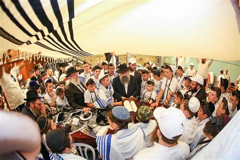 125 Eastern Europe Jewish Boys And Girls From Eastern Europe Celebrate