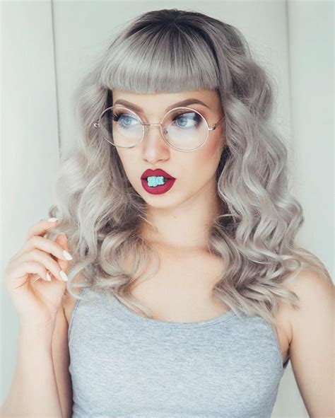 Vous ne pouvez pas décolorer vos cheveux en blanc : Coloration cheveux blanc en gris | Coiffures populaires
