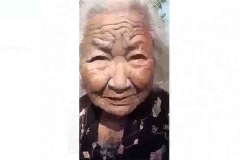 Wow Nenek Tertua Di Dunia Ada Di Indonesia Usianya 117 Tahun Asal Kulonprogo Ini Ceritanya