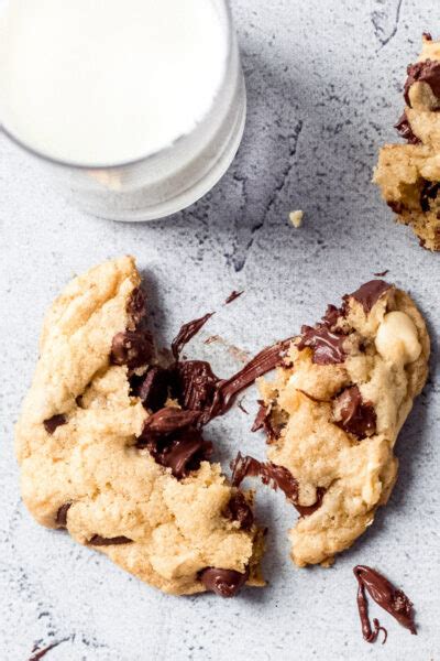 Black And White Chewy Chocolate Chunk Cookies
