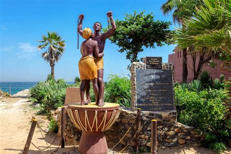 Tour Privado Por Dakar Y La Isla De Gorea Tourse Excursiones