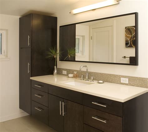 Contemporary Master Bathroom With Floating Vanities And Linen Storage