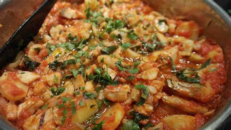 La recette de Céline Effilochée de morue à la tomate