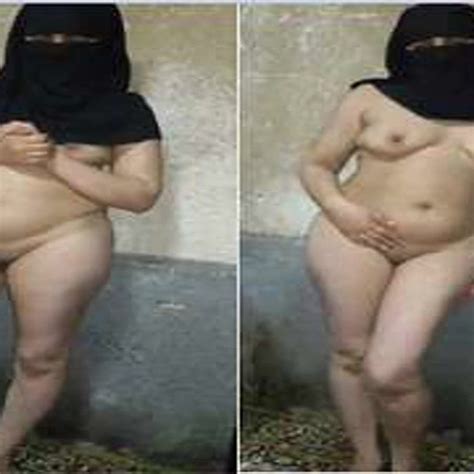 indiana desi sexy muçulmana faz strip tease nua com peitos grandes