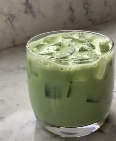 Pretty Drinks Pretty Food Café Starbucks Iced Matcha Latte Mint Green Aesthetic Think Food