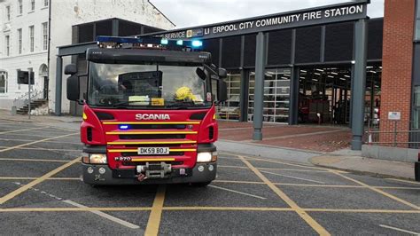 Merseyside Fire And Rescue Service City Centre Turnout Youtube