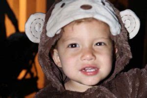 His birthday, what he did before fame, his family life, fun trivia facts, popularity associated with. Meet Boomer Robert Phelps-Photos of Michael Phelps' Son ...