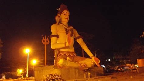 Shiva Statue In Nanjangud Temple Statue Near Nanjangud Tem Flickr