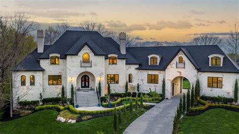 Indianapolis Houses Million Dollar Homes For Sale In Central Indiana