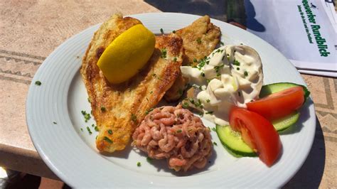 Ordentlich,rustikale möbel,gutes aber teures essen. Neuwerk: Hamburgs Außenposten im Wattenmeer - horst-mueller.de