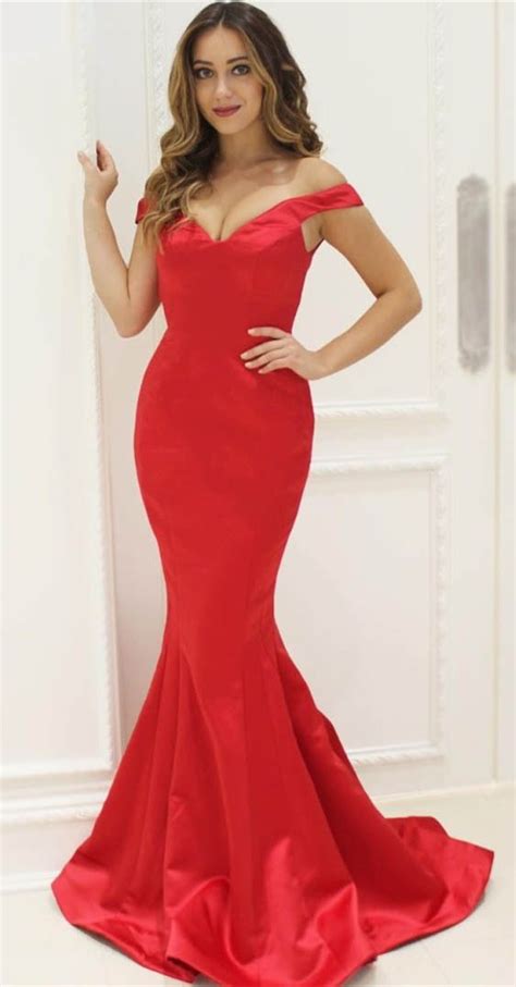 Simple Red Satin Off The Shoulder Prom Dress With Sweep Train Bodycon Mermaid Red Evening Dress