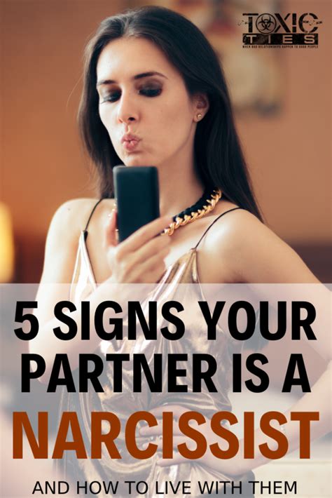 red flags of narcissistic partners and how to navigate them