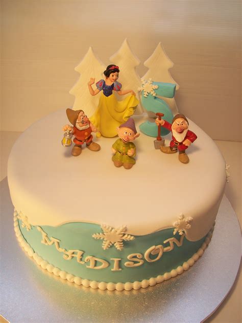 Snow White Cake 249 Temptation Cakes Temptation Cakes