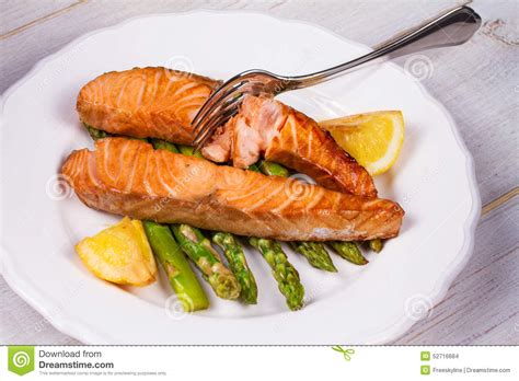 Broiled Salmon And Asparagus Stock Photo Image 52716684