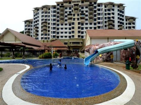 Only 17.8 km from the city center, the hotel's strategic location ensures that guests can quickly and easily reach many local points of interest. Puteri Beach Resort Port Dickson. JIMAT di Agoda.com!