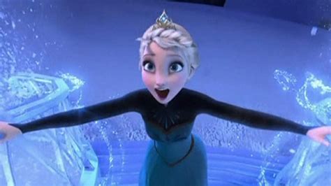 Police Have Issued An Arrest Warrant For Frozen Character Queen Elsa Sky News Scoopnest