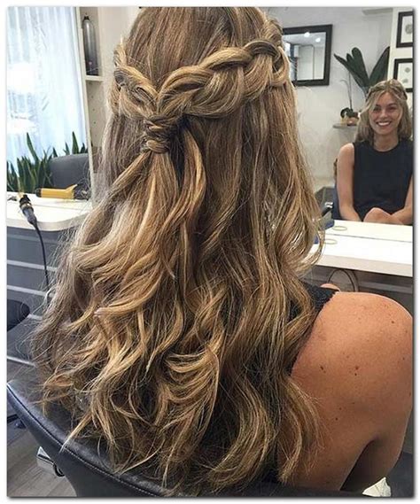 Half up half down curly hairstyle for prom. Easy Hairstyle: Half Up Half Down - Nona Gaya | Hair ...