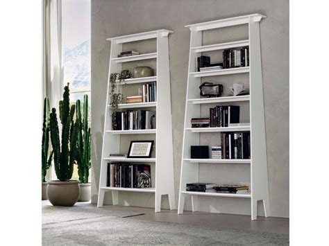 Lacquered Mdf Bookcase Estoril By Cattelan Italia Design Gino Carollo