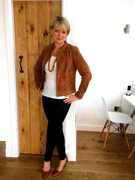 Midlife Chic ~ She S Got The Look Fashion Midlife Fashion Fashion Over 50