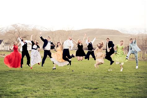 50 Prom Pictures Ideas For Groups And Individuals Fixthephoto