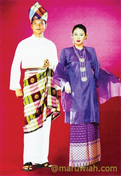 Pakaian Adat Melayu Riau Cekak Musang Baju Adat Tradisional