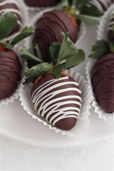 Homemade Chocolate Covered Strawberries Always Eat Dessert