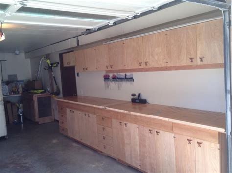 Do not even think about installing cabinets until you've emptied the garage of things you no longer use. Garage Cabinet Plans Build Your Own - Modern Garage Design ...