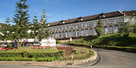The cameron highlands are in pahang, west malaysia. Cameron Highland Hotel With Swimming Pool | Cameron Hotel ...