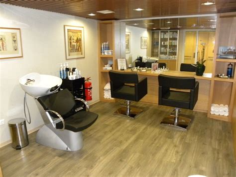Small Salon Perfect Want Want Want Just For Me
