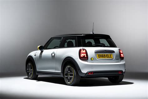 Cooper SE: Mini's first mass-produced 100% electric vehicle 