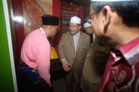 Dirasmikan oleh yab tun haji abdul razak, iaitu perdana menteri malaysia kedua. Bank Simpanan Nasional Shah Alam Pkns - Mudahnya w