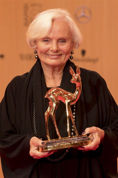 Ruth maria kubitschek on wn network delivers the latest videos and editable pages for news & events, including entertainment, music, sports, science and more, sign up and share your playlists. WAS MACHT EIGENTLICH... | Forum - Das Wochenmagazin
