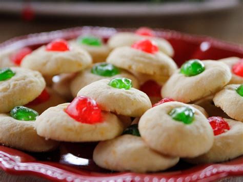 From simple snickerdoodles to oatmeal and everything in between, here are the pioneer woman's top cookie recipes you should bake the next time you have a craving. 60 Easy Pioneer Woman Christmas Cookies - 21 Of the Best ...