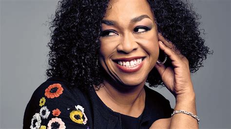 Shonda Rhimes On How She Became Her Own Beauty Standard Glamour