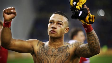 Seven Features Of Football Players Without Tattoos That Make Everyone