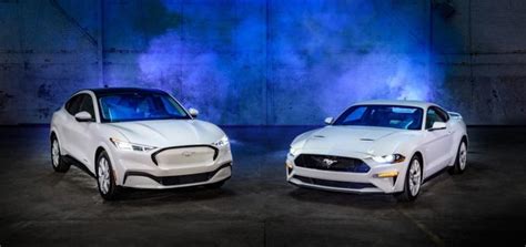 2023 Ford Mustang Retains Ice White Appearance Package Ford Authority