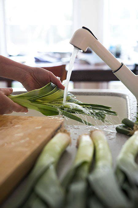 How To Clean Leeks A Step By Step Guide Recipe How To Clean Leeks How To Cook Leeks Leeks