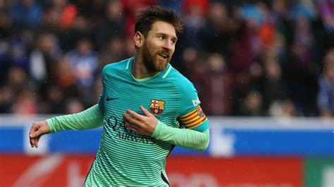 Maybe you would like to learn more about one of these? How to stop Lionel Messi? Tie him up, says PSG's Lucas ...