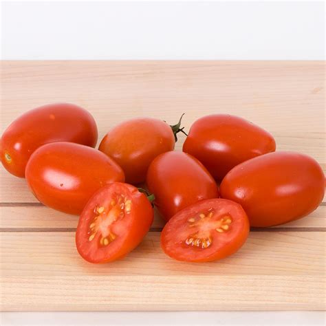 Add to favorites two 2 live plants better boy tomato plant 4 inch to 7 inch tall in 3.5 inch pots family run business since 1957 clovershomeandgarden 4.5 out of 5 stars. Tomato Juliet | White Flower Farm