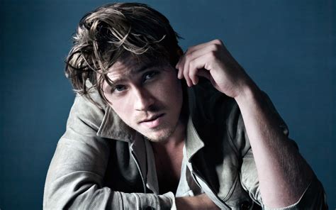 Celebrity Garrett Hedlund Hd Wallpaper