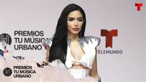 Kim Loaiza Derrocha Sensualidad En La Alfombra Roja Premios Tu M Sica