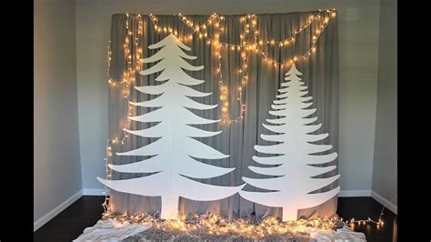 So how do you make a homemade photography backdrop? Easy & Affordable Christmas Backdrop DIY | How To | Diy christmas backdrop, Christmas photo ...